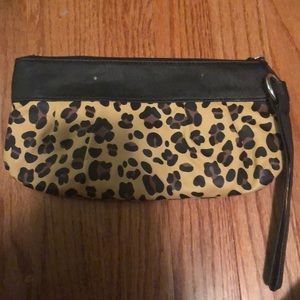Cheetah clutch